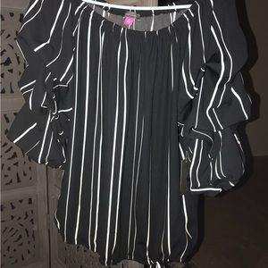 Vince Camuto  Off the Shoulder Blouse